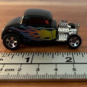 1997 HOTWHEELS 32 FORD 1/64 DIECAST CAR